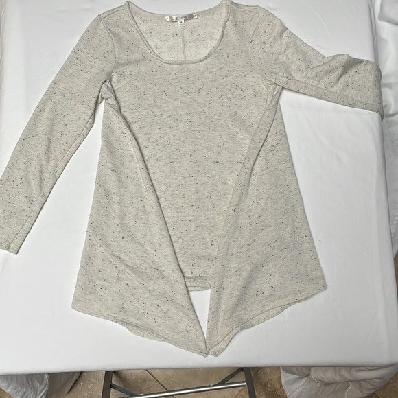 Studio M Exaggerated A Line tunic top size Medium - Picture 6 of 11